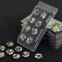 Gamer's Grass Winter Bases Pre-Painted (8x 32mm Round)